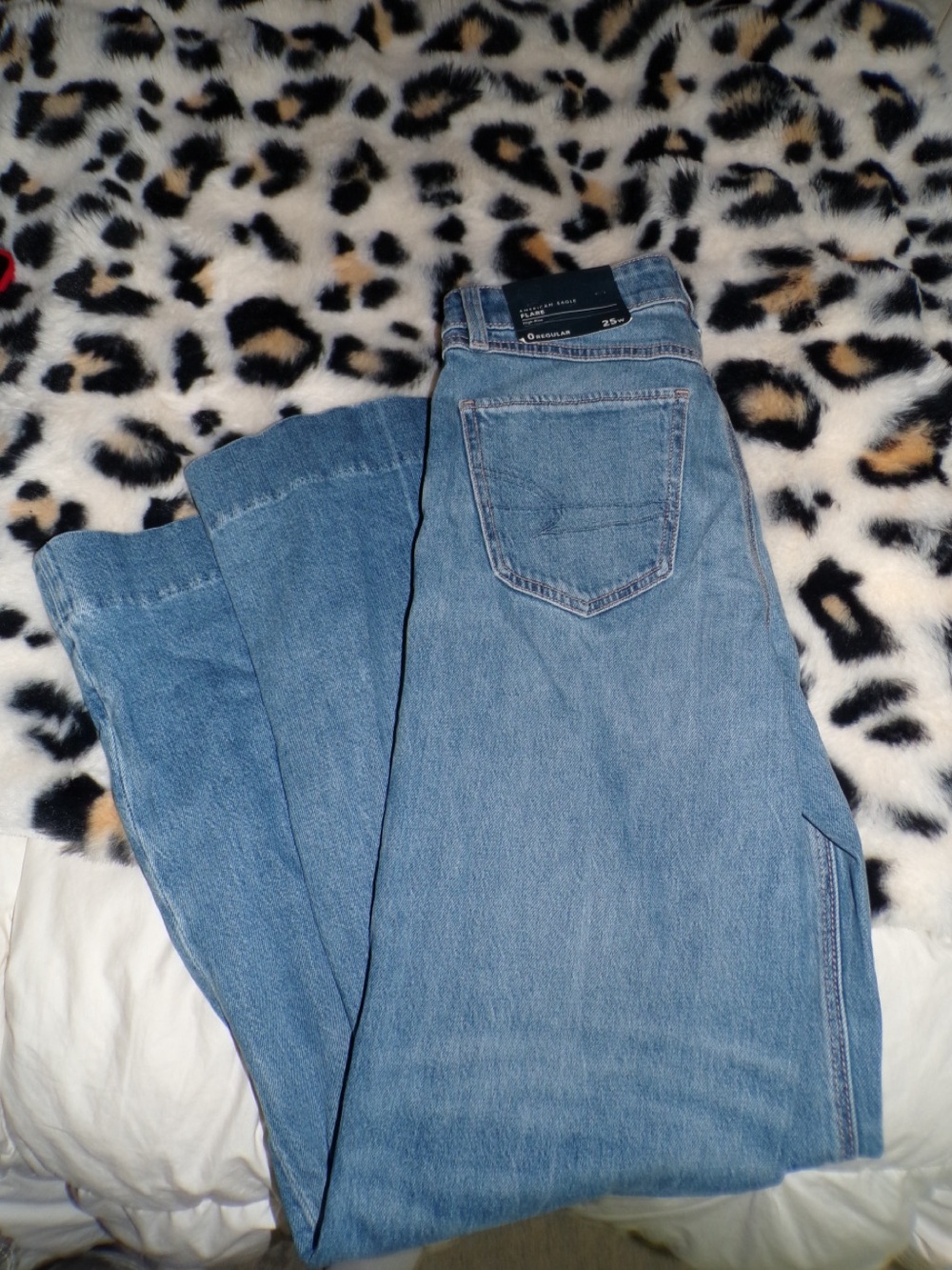 NWT American Eagle High Rise Flare Jean 25W/Size 0
